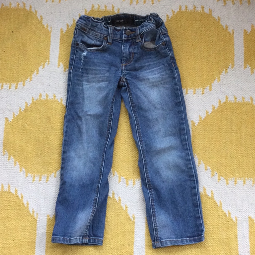 Real denim joe’s jeans. Size 4. W/ adjustable band